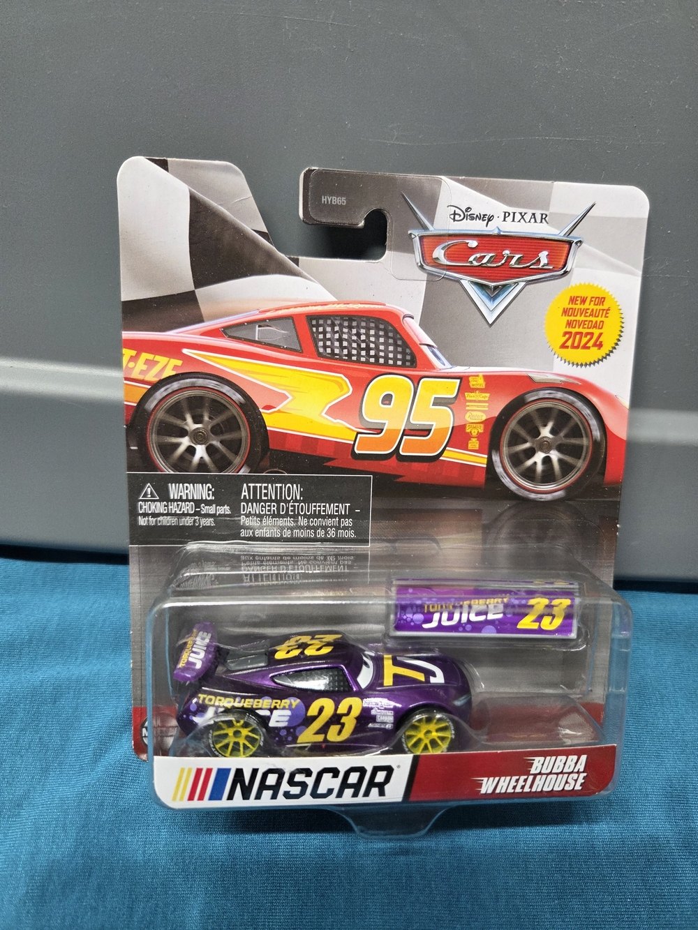 Disney Pixar Cars 2024 NASCAR #23 BUBBA WHEELHOUSE Metal 1/55 BUBBA WALLACE